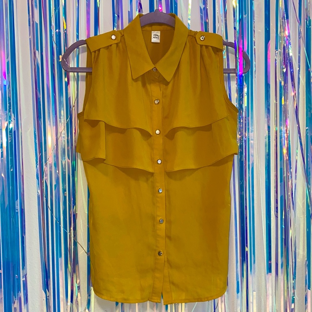 🎉 Mustard Ruffle Blouse - Picture 4 of 9